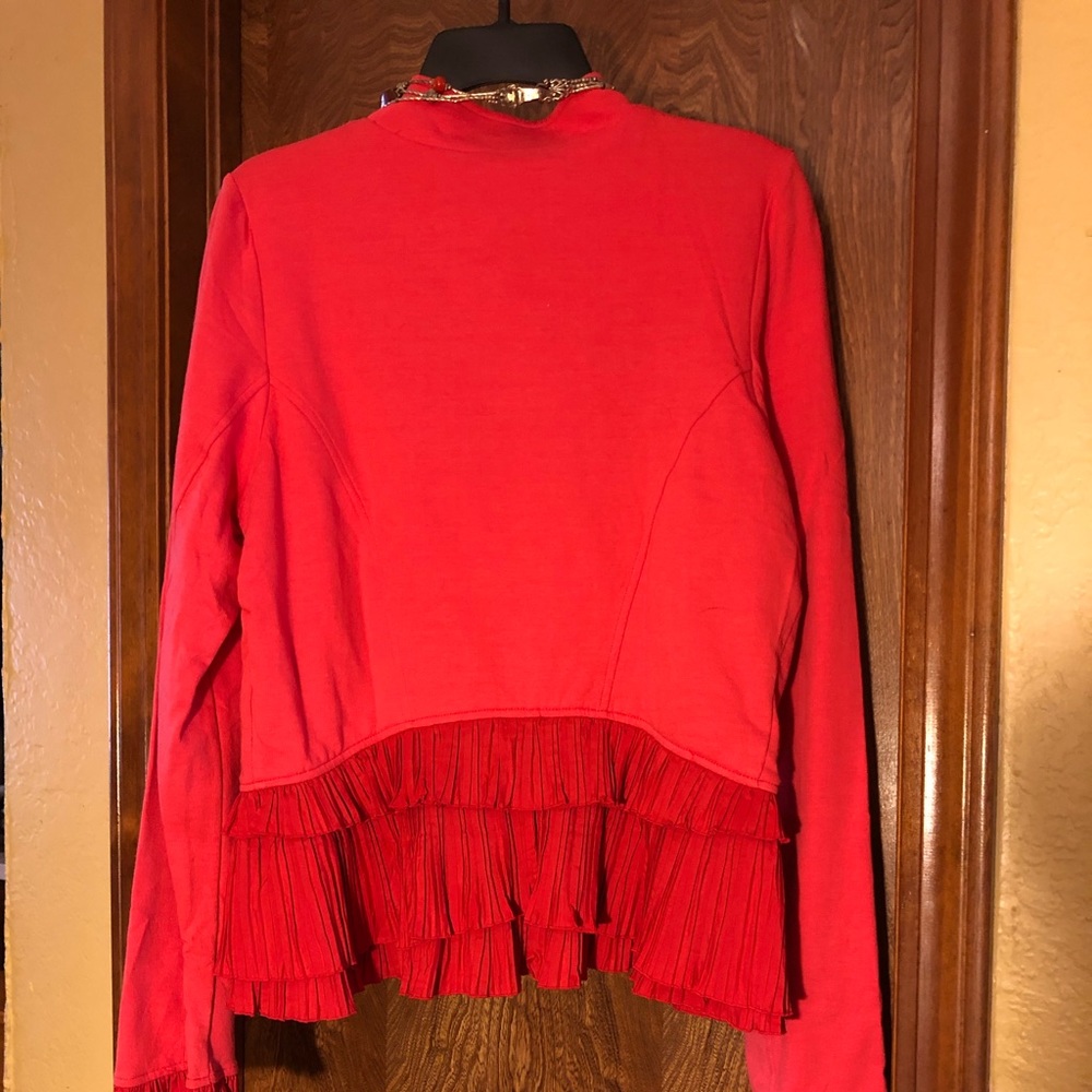 Blazer - Picture 2 of 2